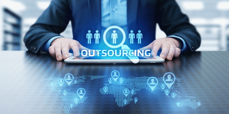 công ty outsourcing mona