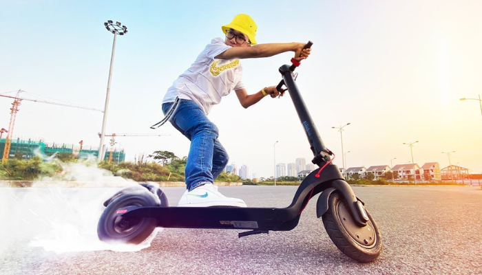 Những lợi ích tuyệt vời khi sử dụng xe scooter điện