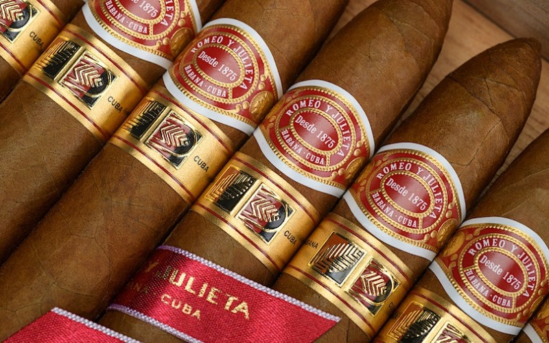 xì gà Romeo y Julieta