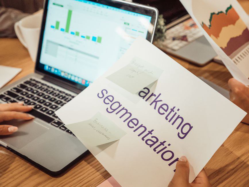 Những việc lặp đi lặp lại đang ngốn thời gian marketer